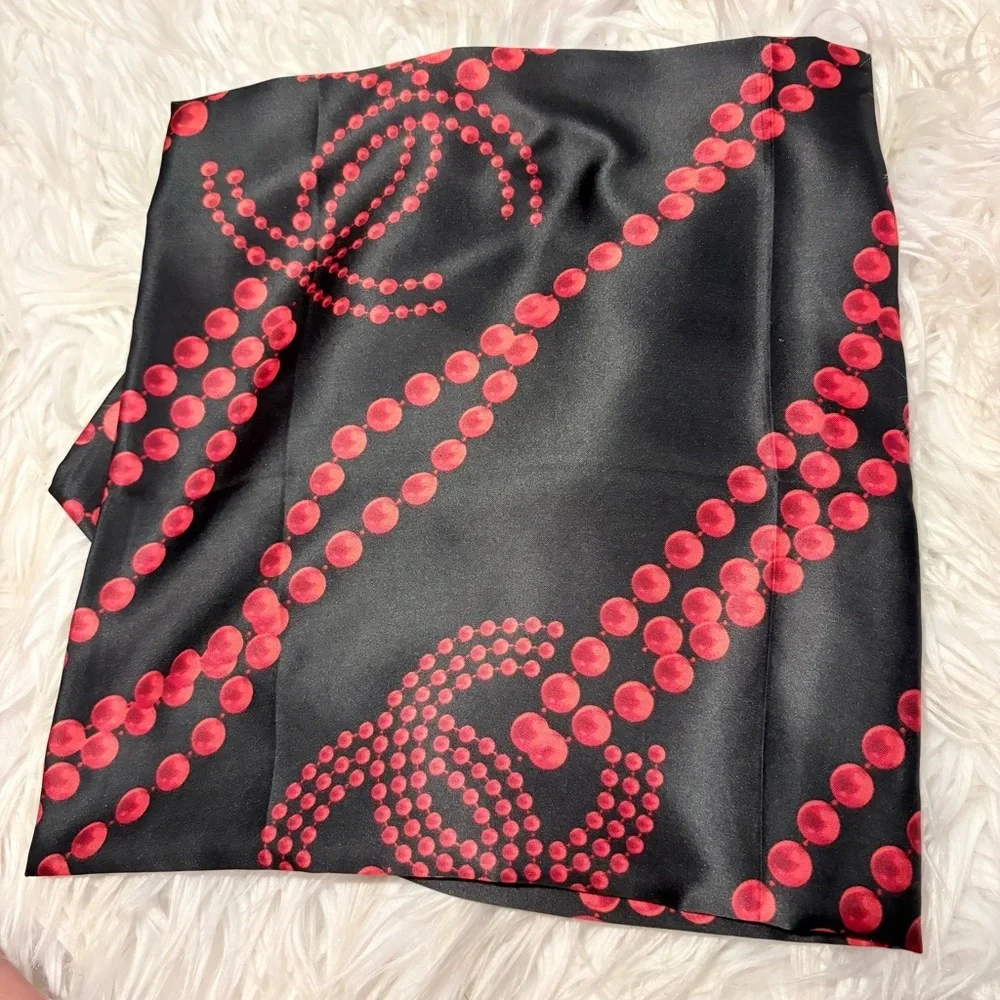 Chanel Silk chic Scarf CC Logo red black Square 35x35 ‼️LAST ONE LEFT 03